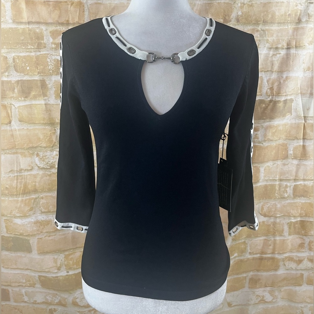 🆕Metric Black with White Trim Key Hole Sweater Size S